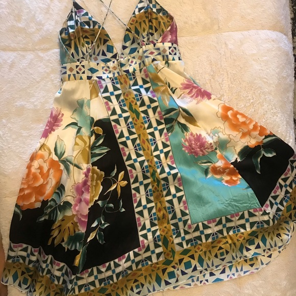 🔥 HOT Silk Cocktail Dress 🔥 - Picture 2 of 7